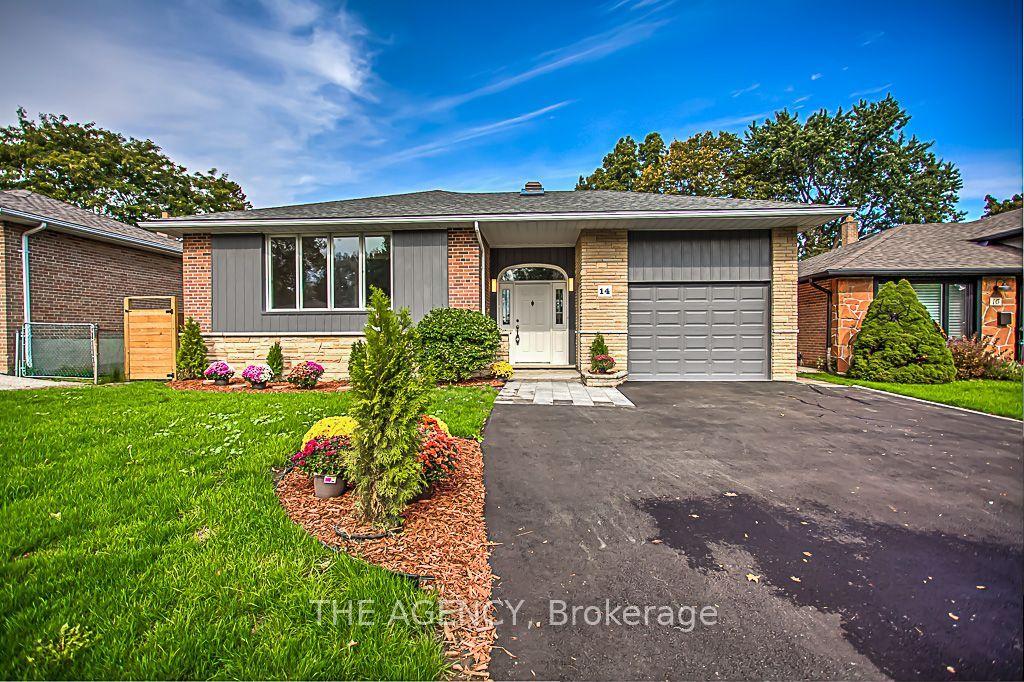 14 Wareside Road, Toronto — Detached for sale, photo 1