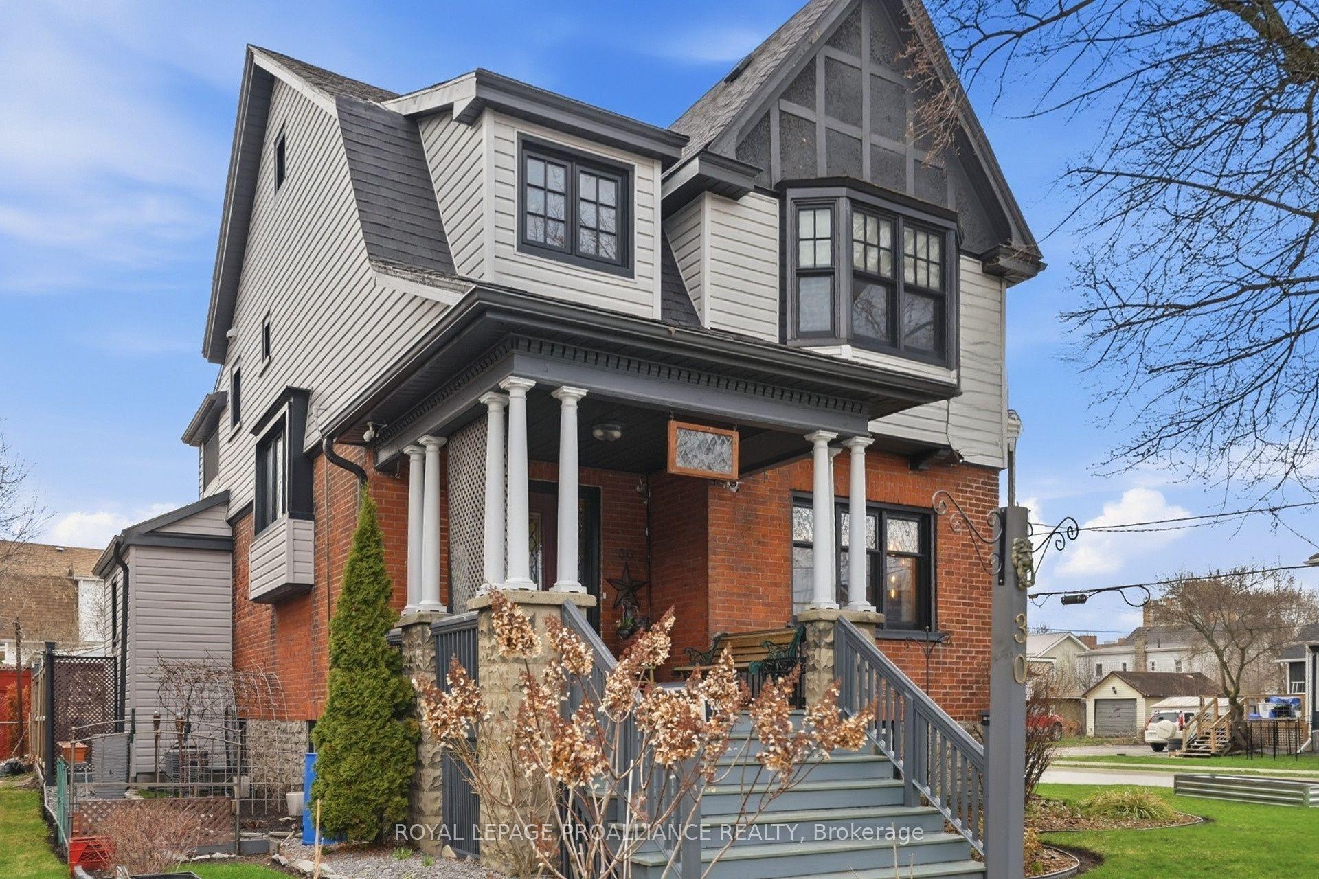 30 Catharine Street — photo 1