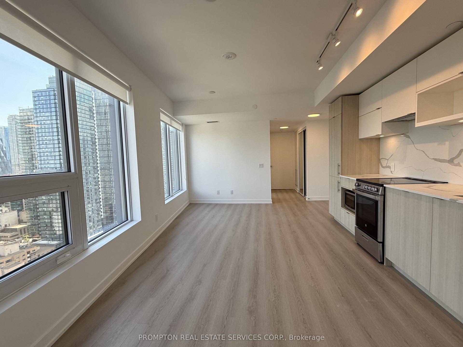 100 Queen Street E 3206 #3206 — photo 1