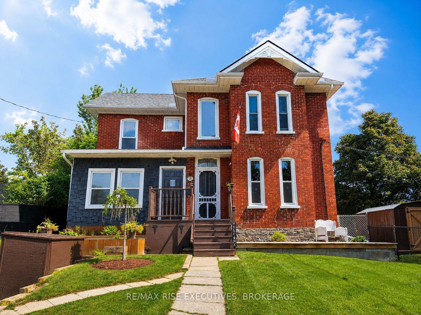 18 Stone Street, Belleville — Detached for sale, photo 1