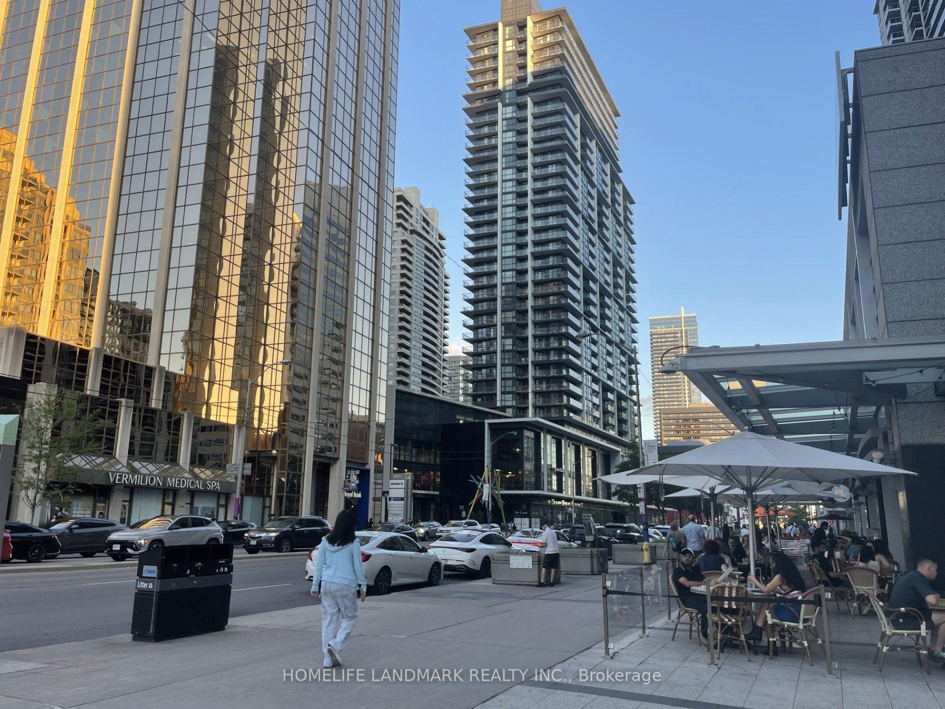 4955 Yonge Street 1009 #1009 — photo 1