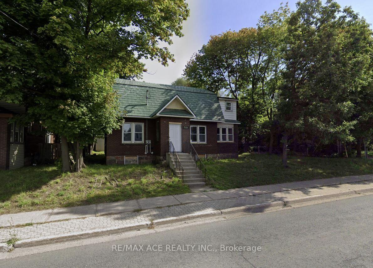 344 Wellington Street E — photo 1
