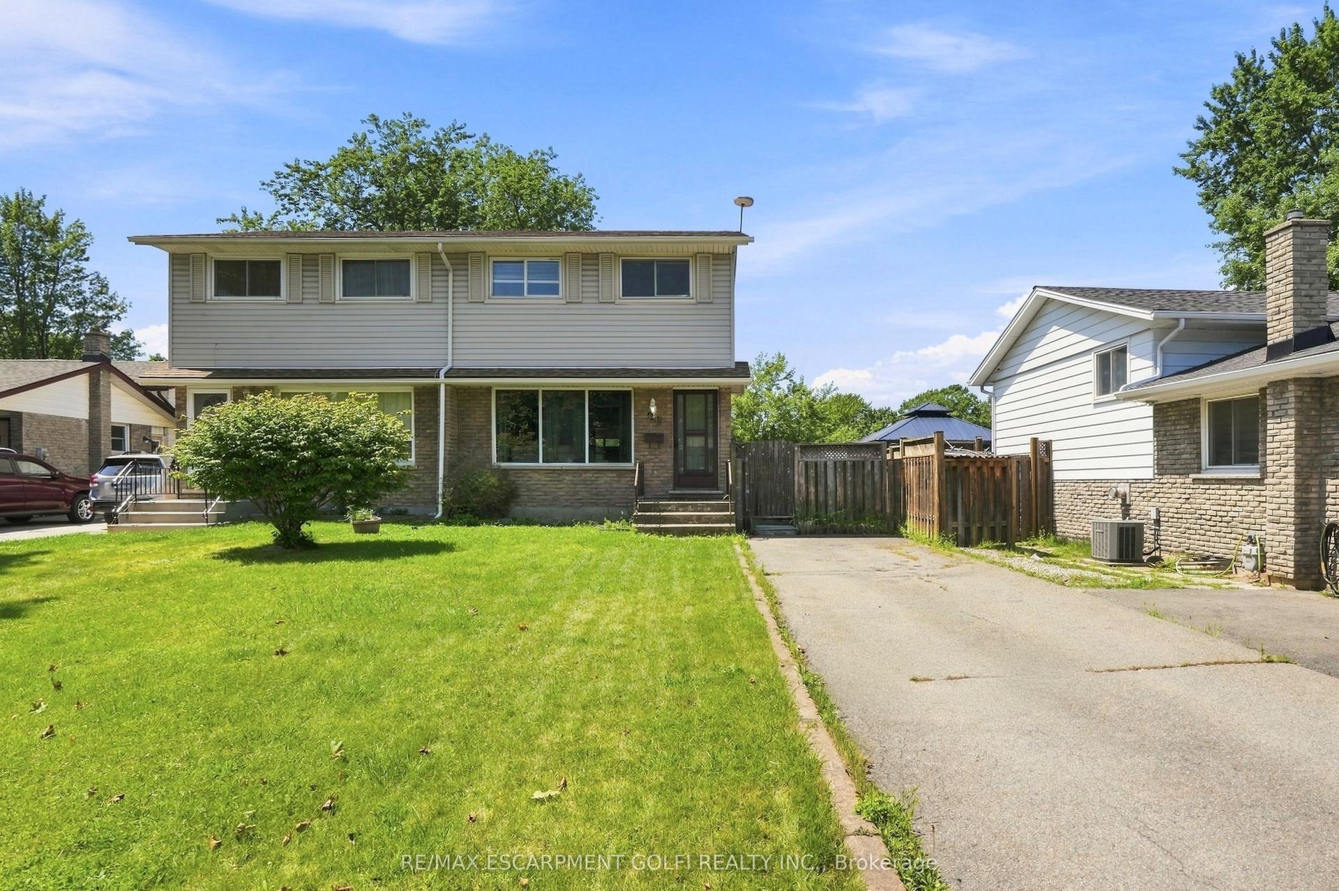20 Nottingham Court, Welland — Semi-Detached for sale, photo 1