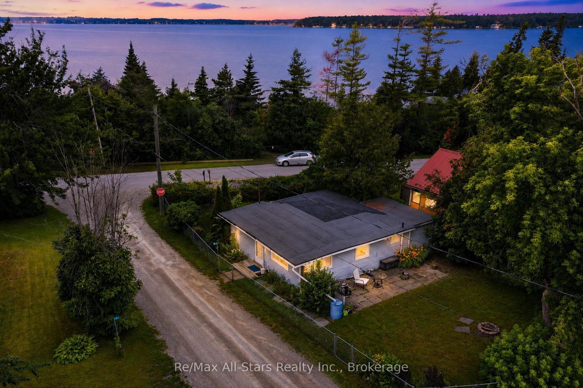 3 Leaf Street, Kawartha Lakes — Detached for sale, photo 1