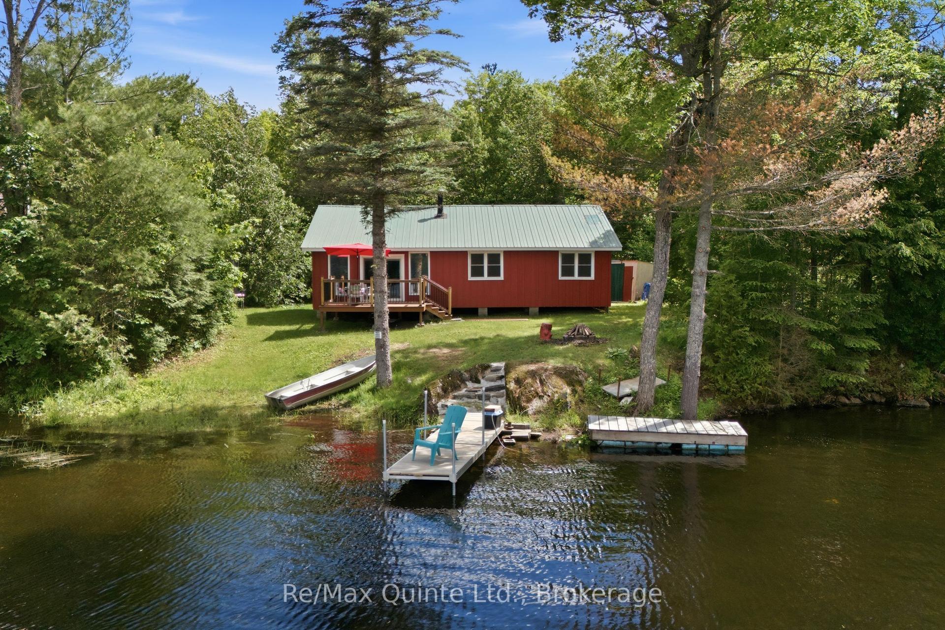 485 Glanmire Lake Lane, Tudor and Cashel — Detached for sale, photo 1