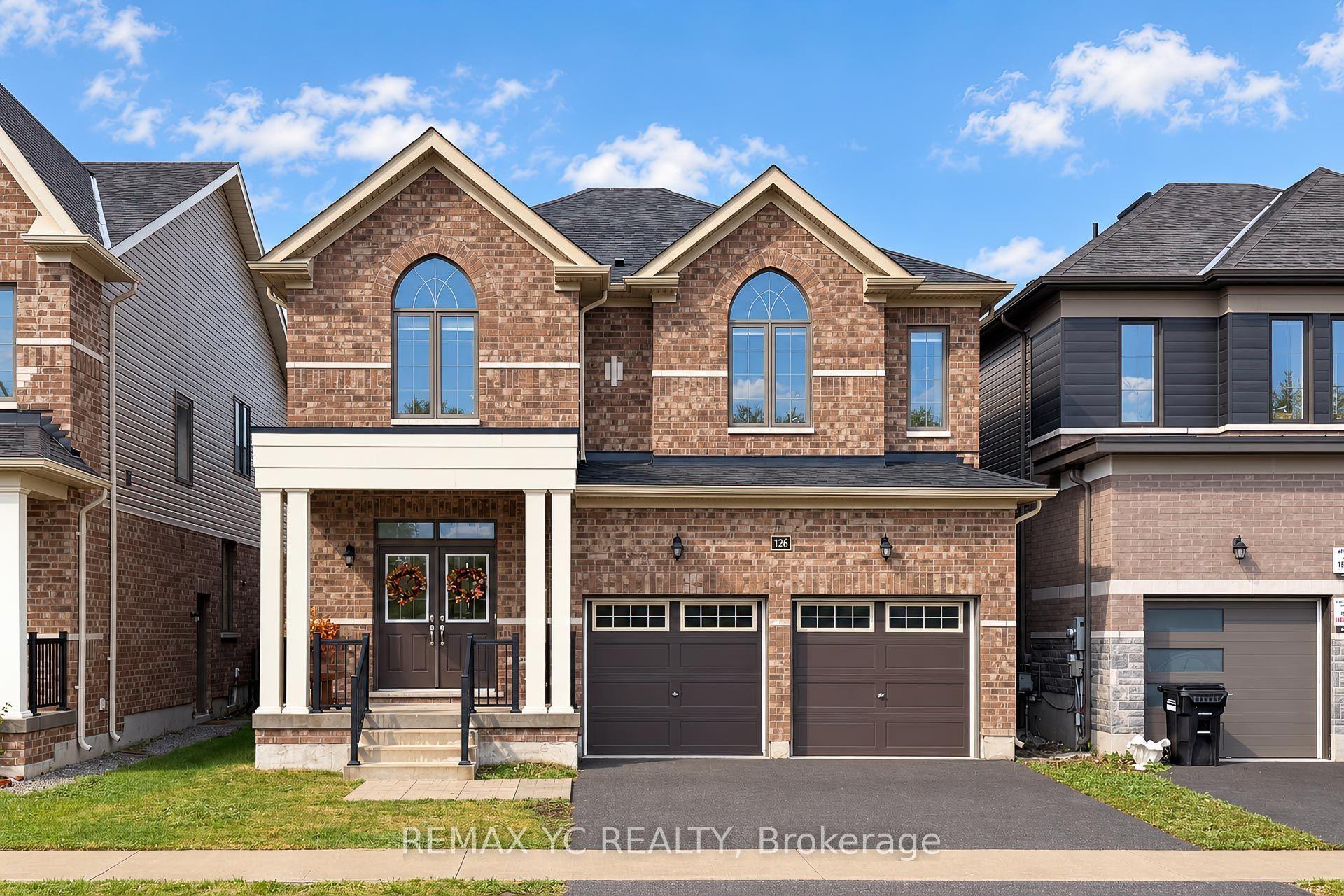 126 Durham Avenue, Barrie — Detached for sale, photo 1