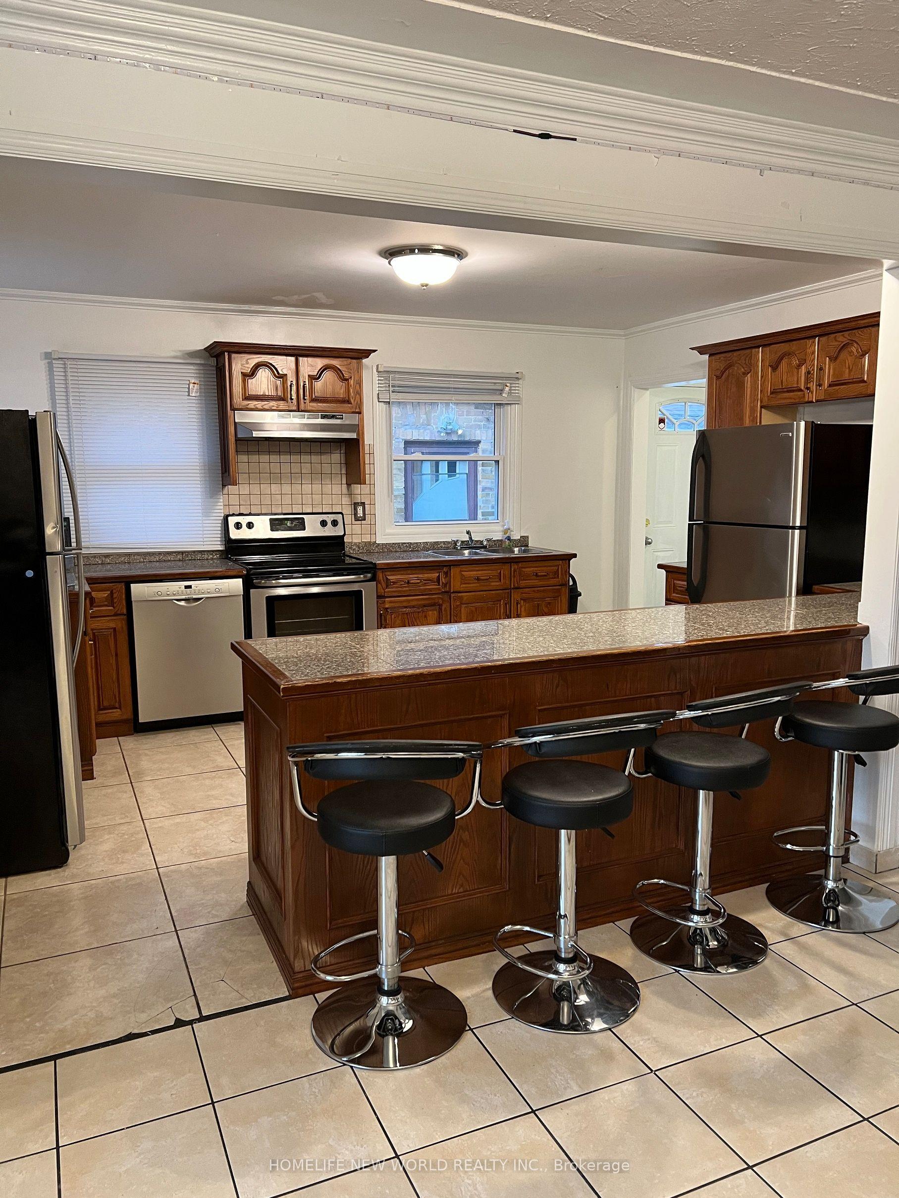 235 Bernard Avenue — photo 1