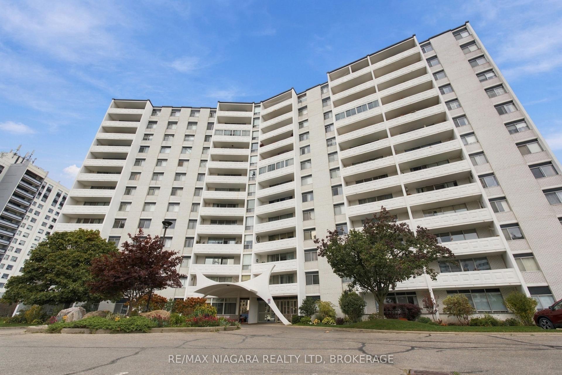 15 Towering Heights Boulevard 1204 #1204, St. Catharines — Condo for sale, photo 1