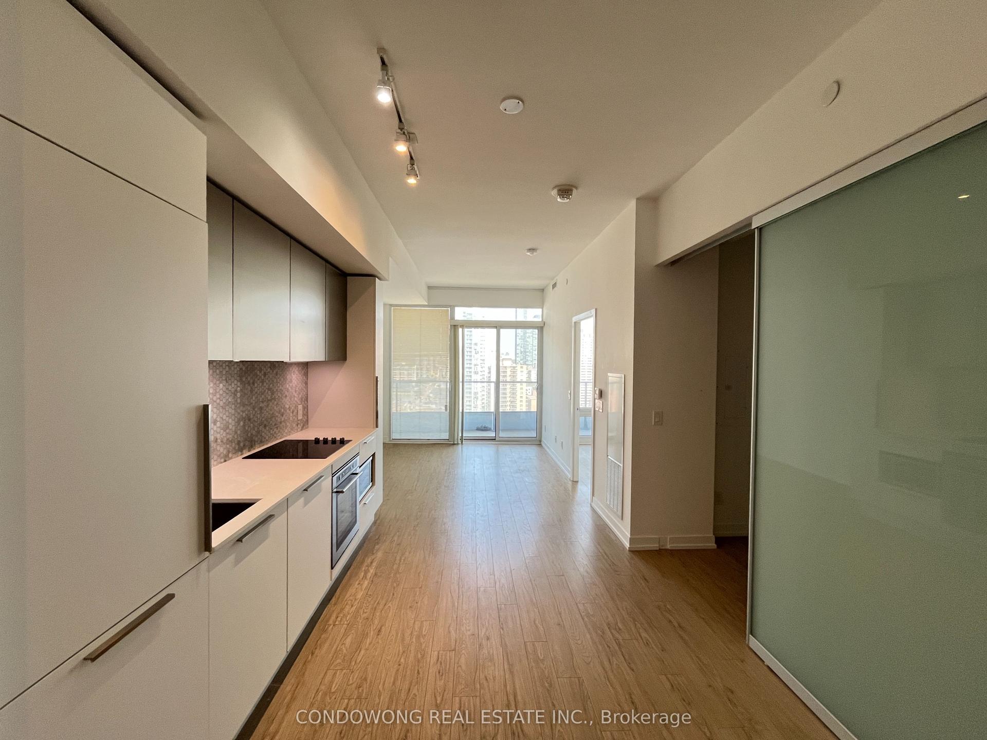 85 Wood Street 2211 #2211, Toronto — Condo for lease, photo 1