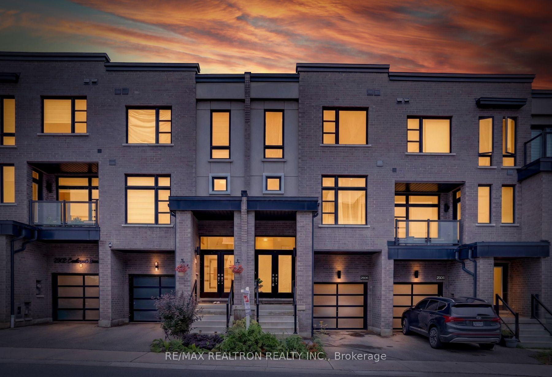 2506 Castlegate Crossing Drive, Pickering — Townhouse for sale, photo 1