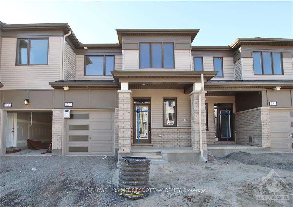 236 ATIMA Circle, Barrhaven — Townhouse for lease, photo 1