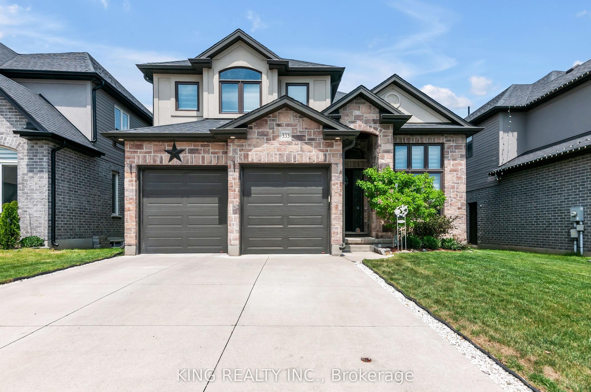 333 MASTERS Drive — photo 1