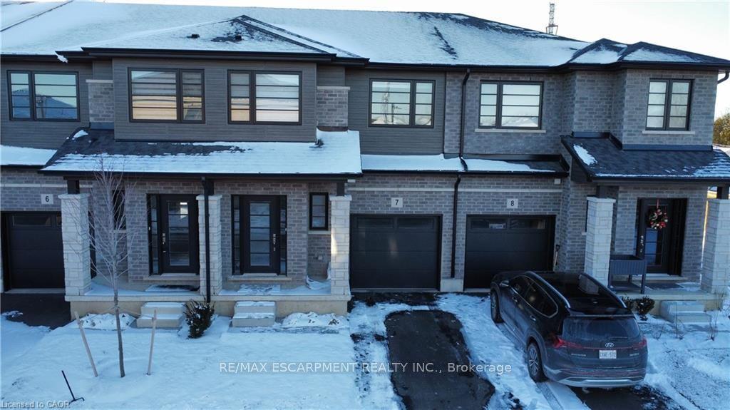 520 Grey Street 7 #7 — photo 1
