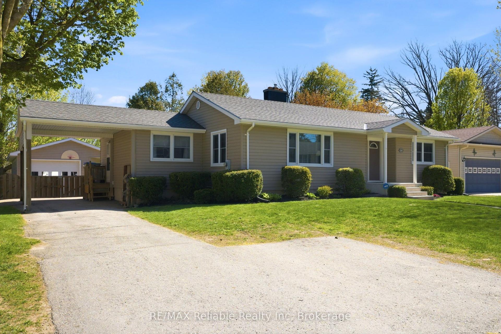131 Townsend Street — photo 1