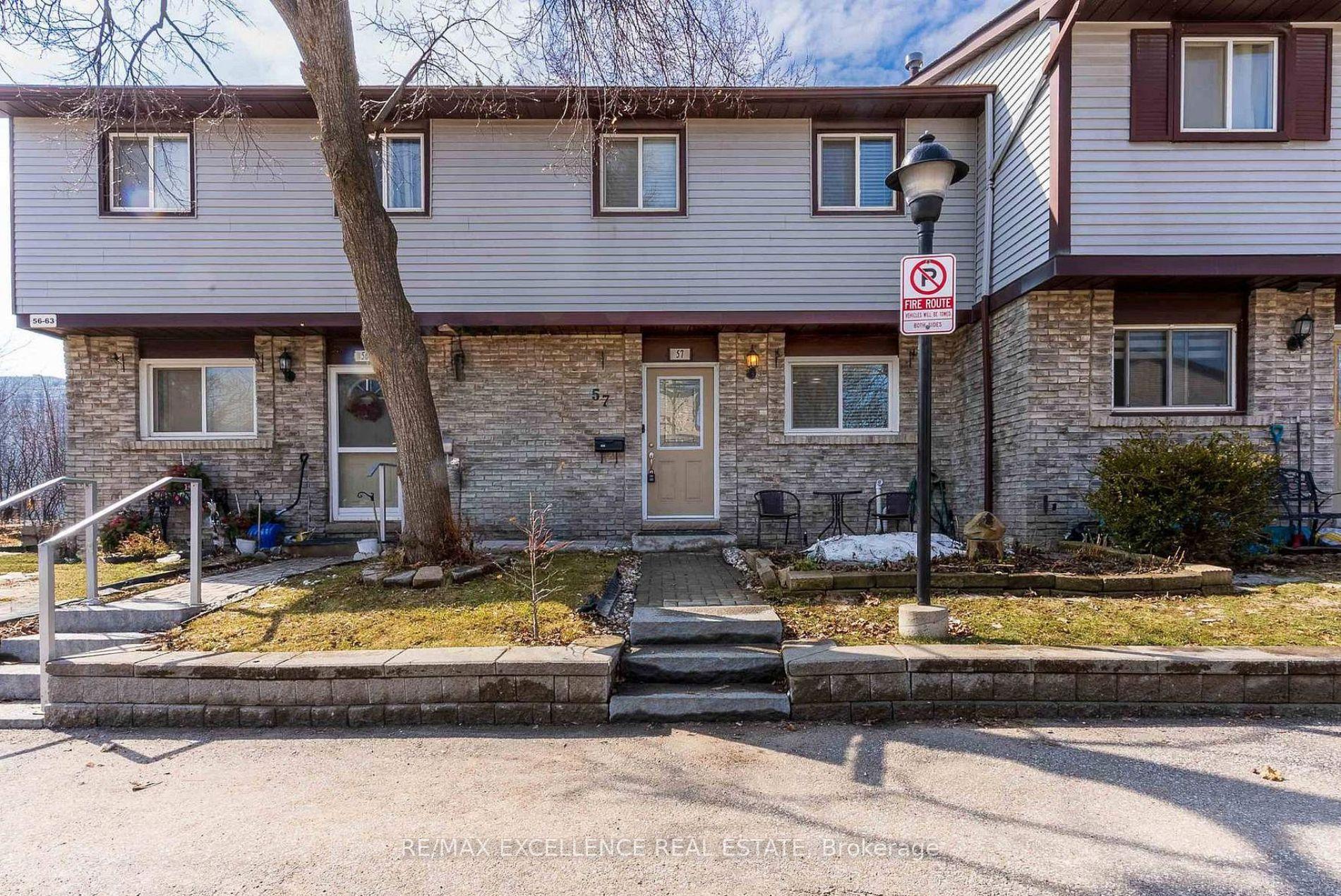 45 Hansen Road N 57 #57, Brampton — Condo Town for lease, photo 1