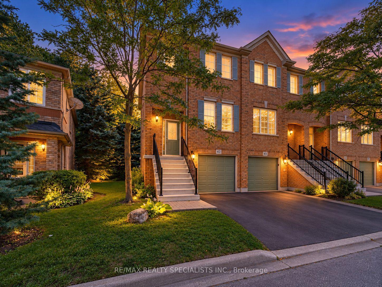 5530 GLEN ERIN Drive 42 #42, Mississauga — Condo Town for sale, photo 1
