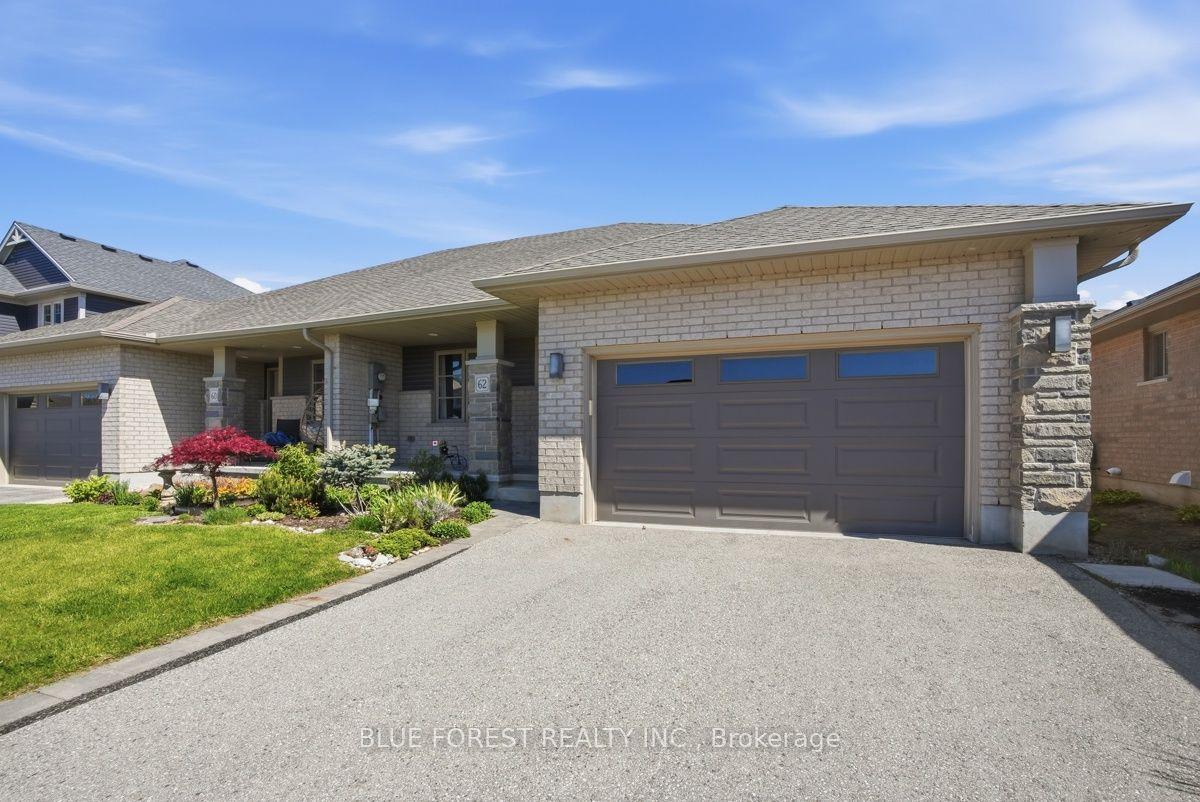 62 Blairmont Terrace — photo 1