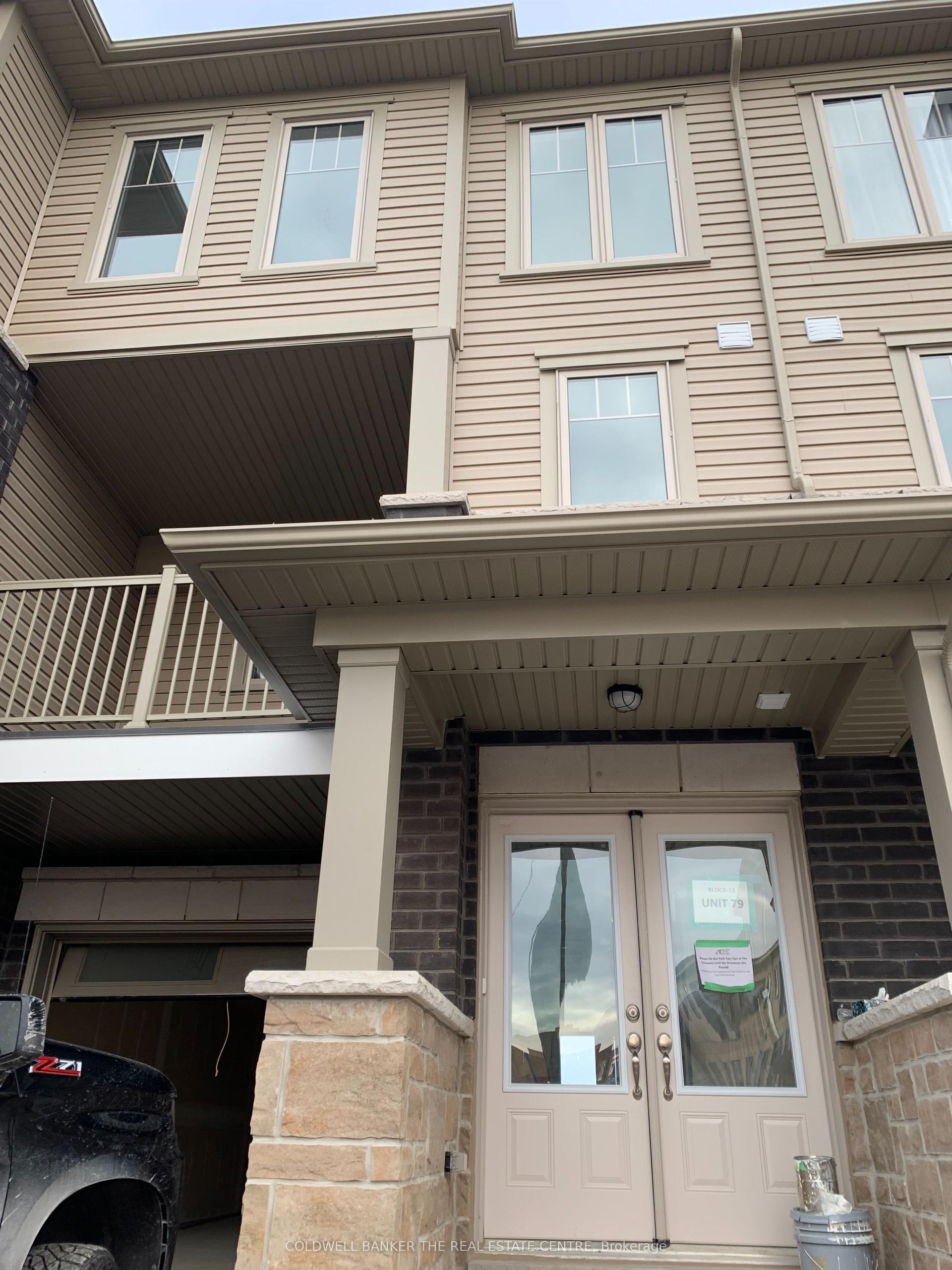 94 Ambereen Place, Clarington — Townhouse for lease, photo 1