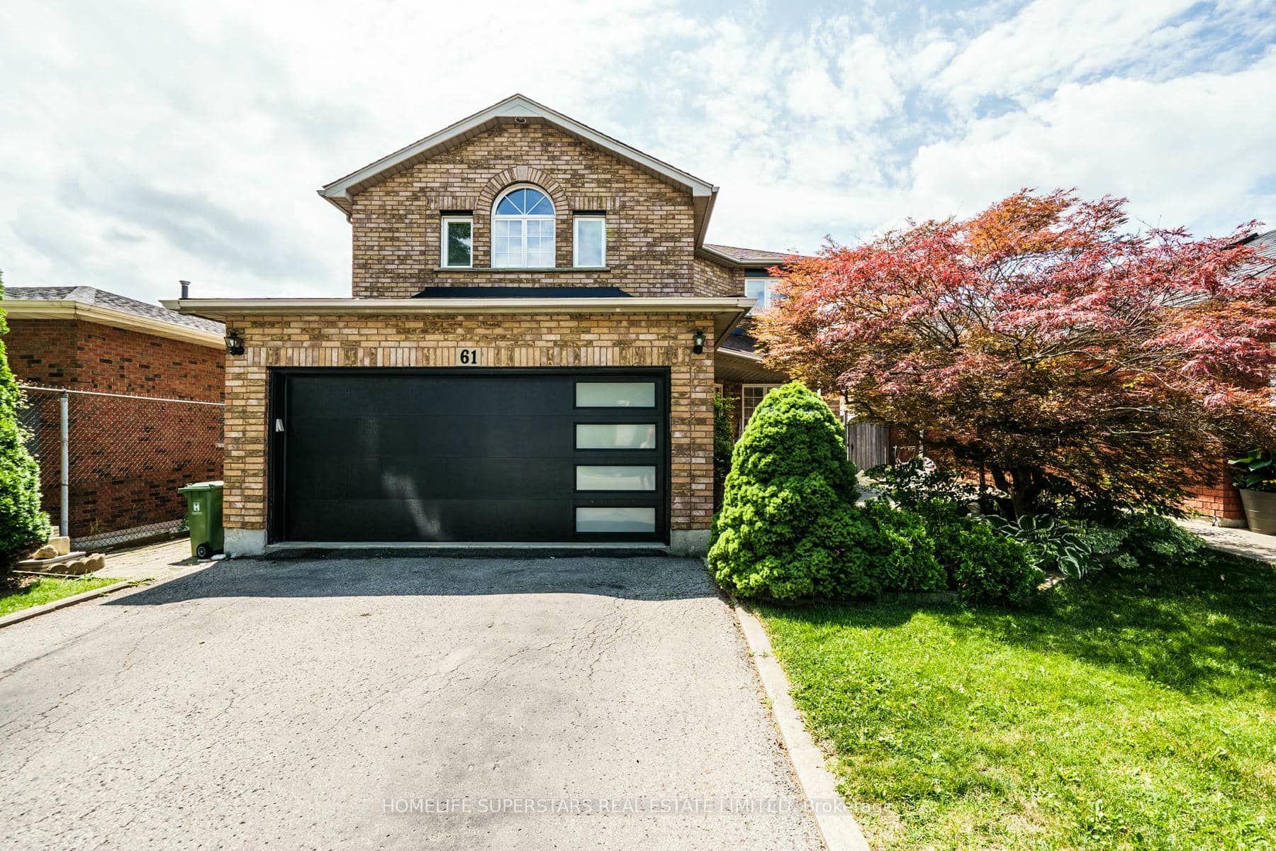 61 Lawnhurst Drive, Hamilton — Detached for sale, photo 1