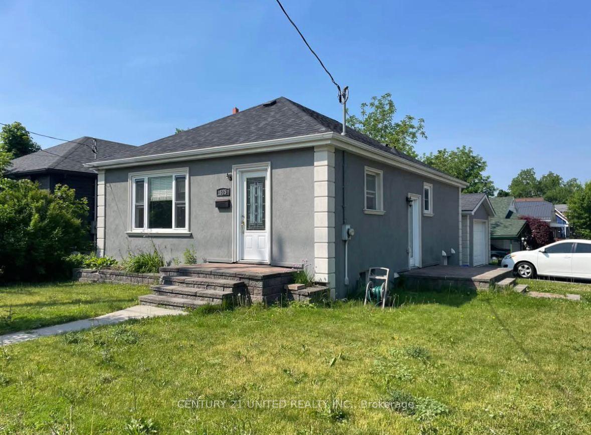 685 Armour Road Lower #Lower — photo 1