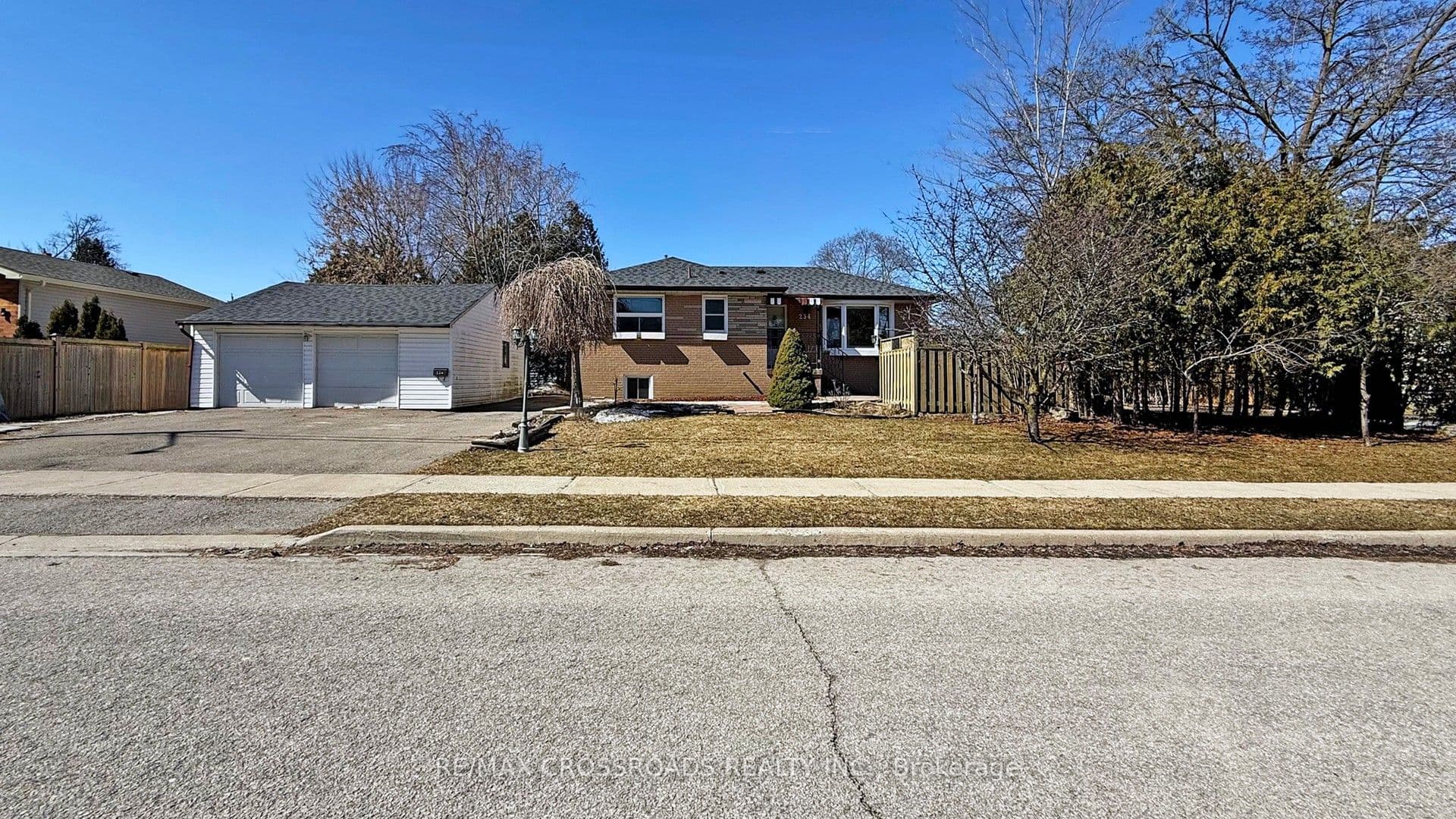 234 Sussex Avenue — photo 1