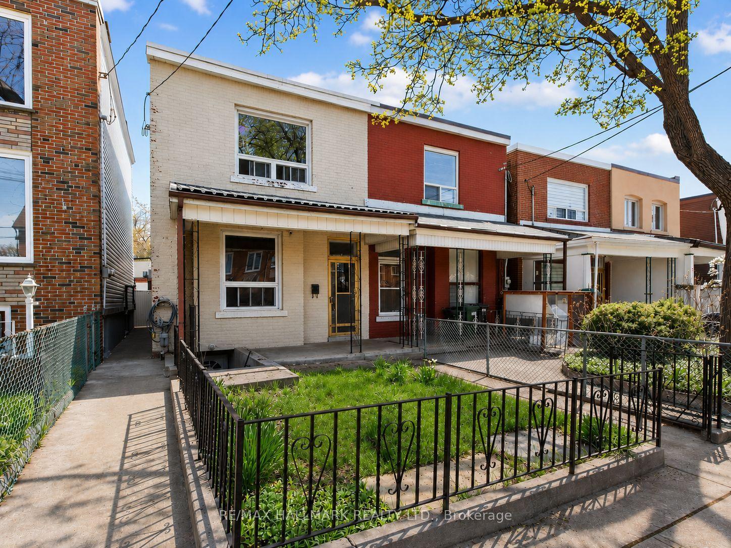 141 Palmerston Avenue — photo 1