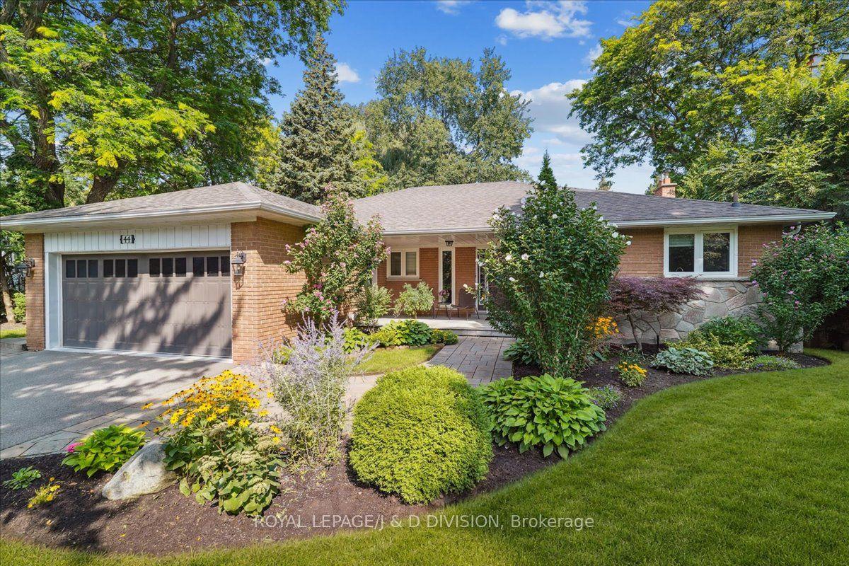 44 George Henry Boulevard — photo 1