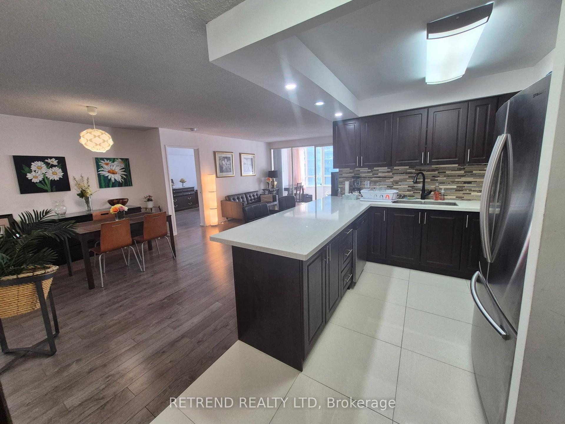 30 Greenfield Avenue 1601 #1601 — photo 1