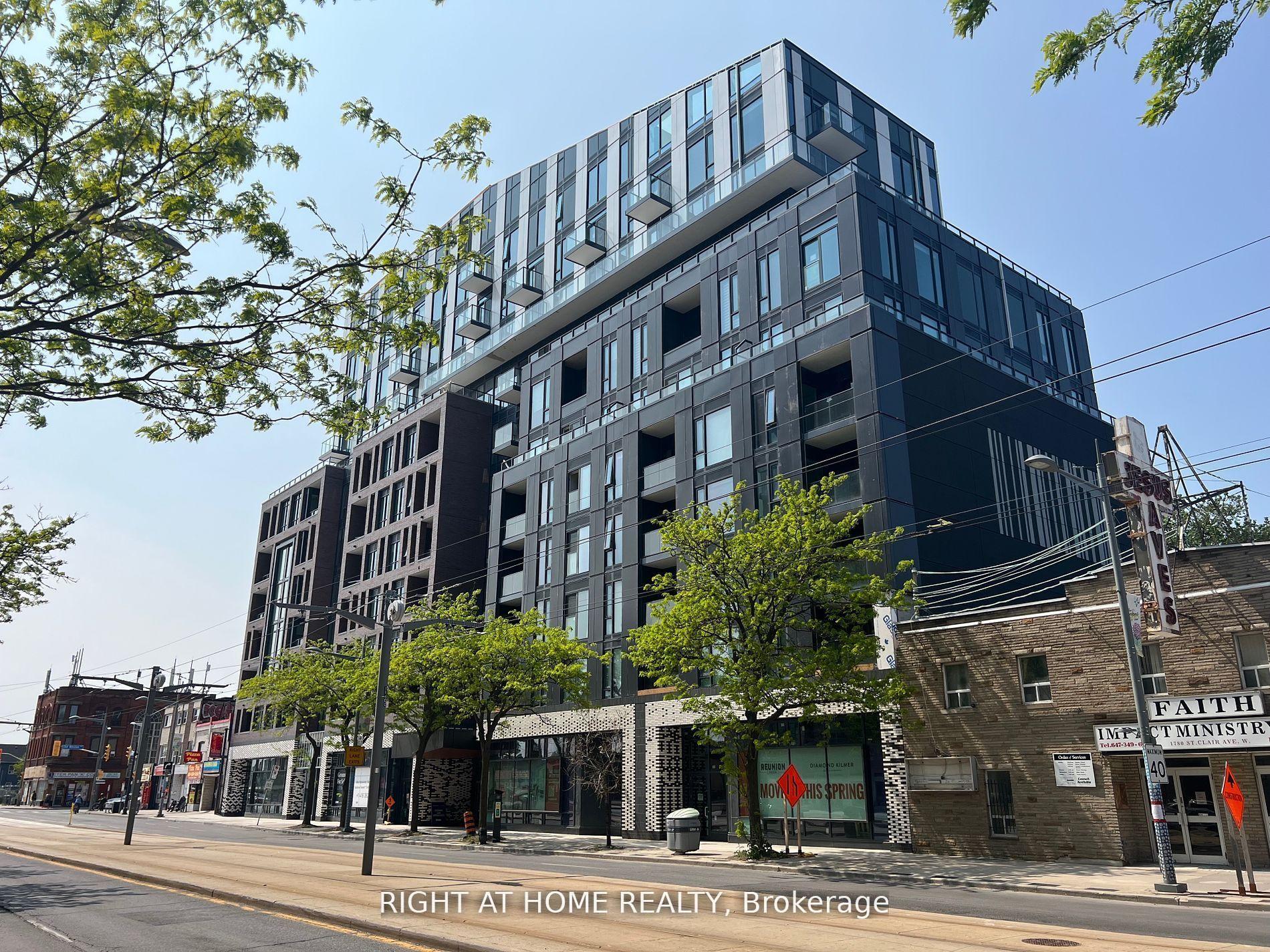 1808 St.Clair Avenue W 1004 #1004 — photo 1