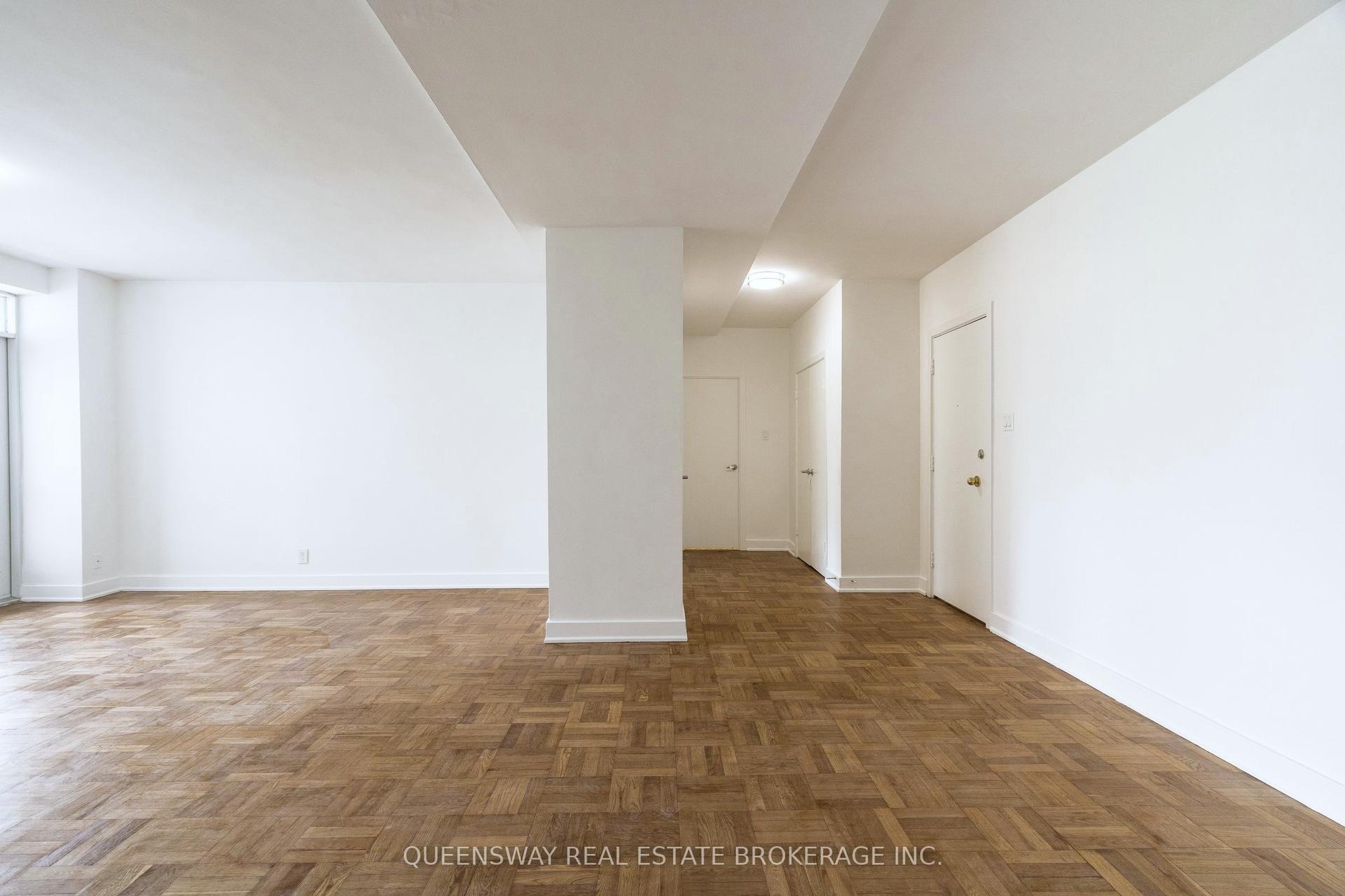 755 Avenue Road 206 #206, Toronto — Multiplex for lease, photo 1