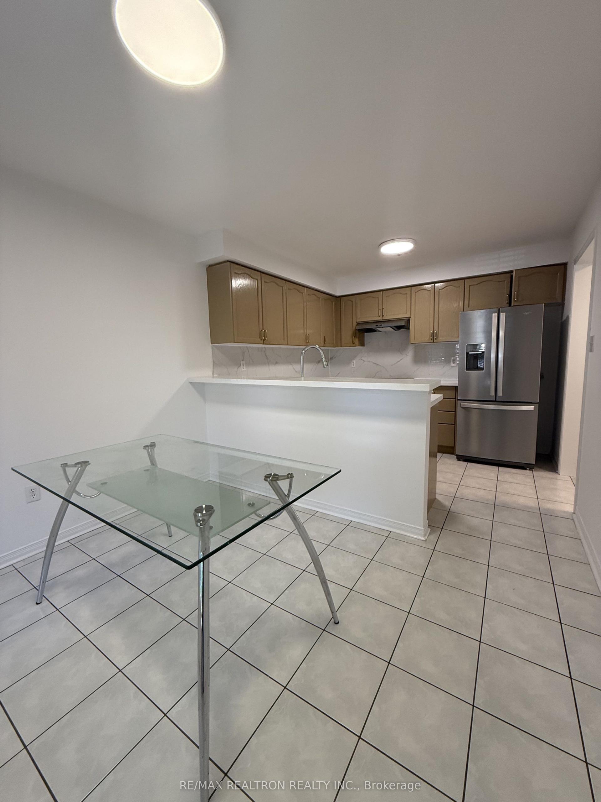 663 South Unionville Avenue, Markham — Townhouse for lease, photo 1
