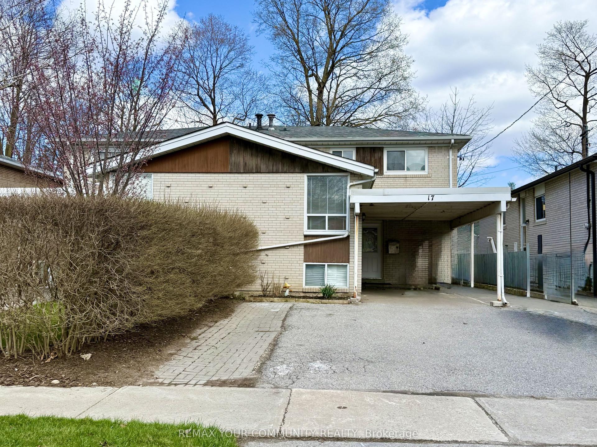 17 Regatta Crescent Back Unit #Back Unit — photo 1