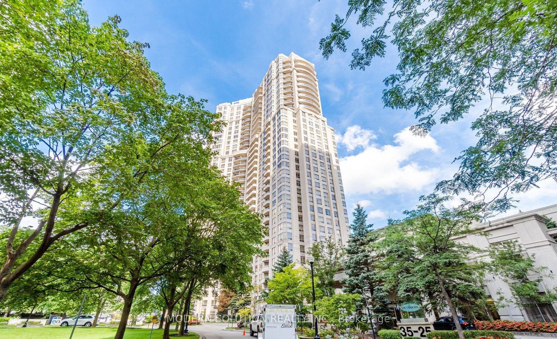 35 Kingsbridge Garden Circle 1804 #1804 — photo 1