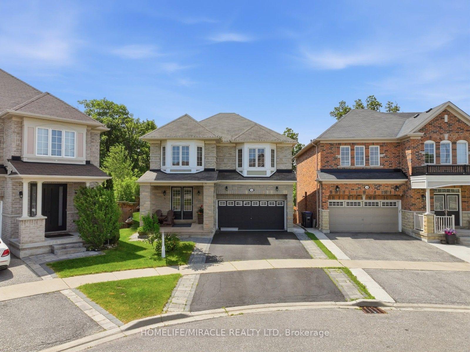 14 Adeline Court, Brampton — Detached for sale, photo 1