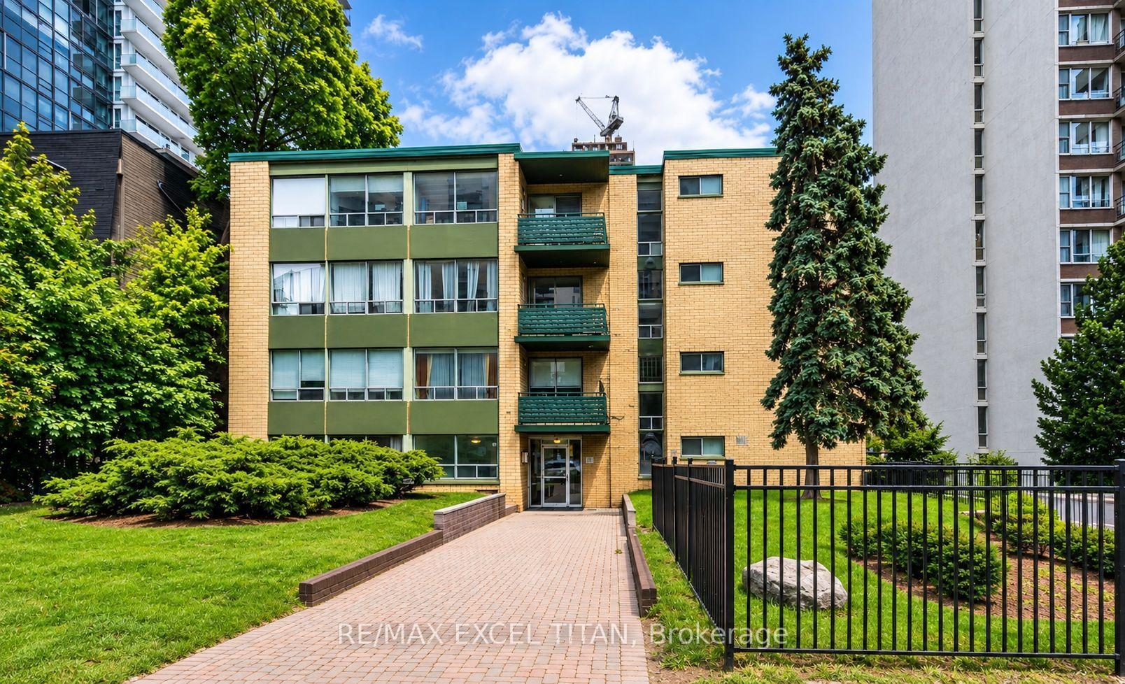 77 Erskine Avenue 111 #111, Toronto — Condo for lease, photo 1