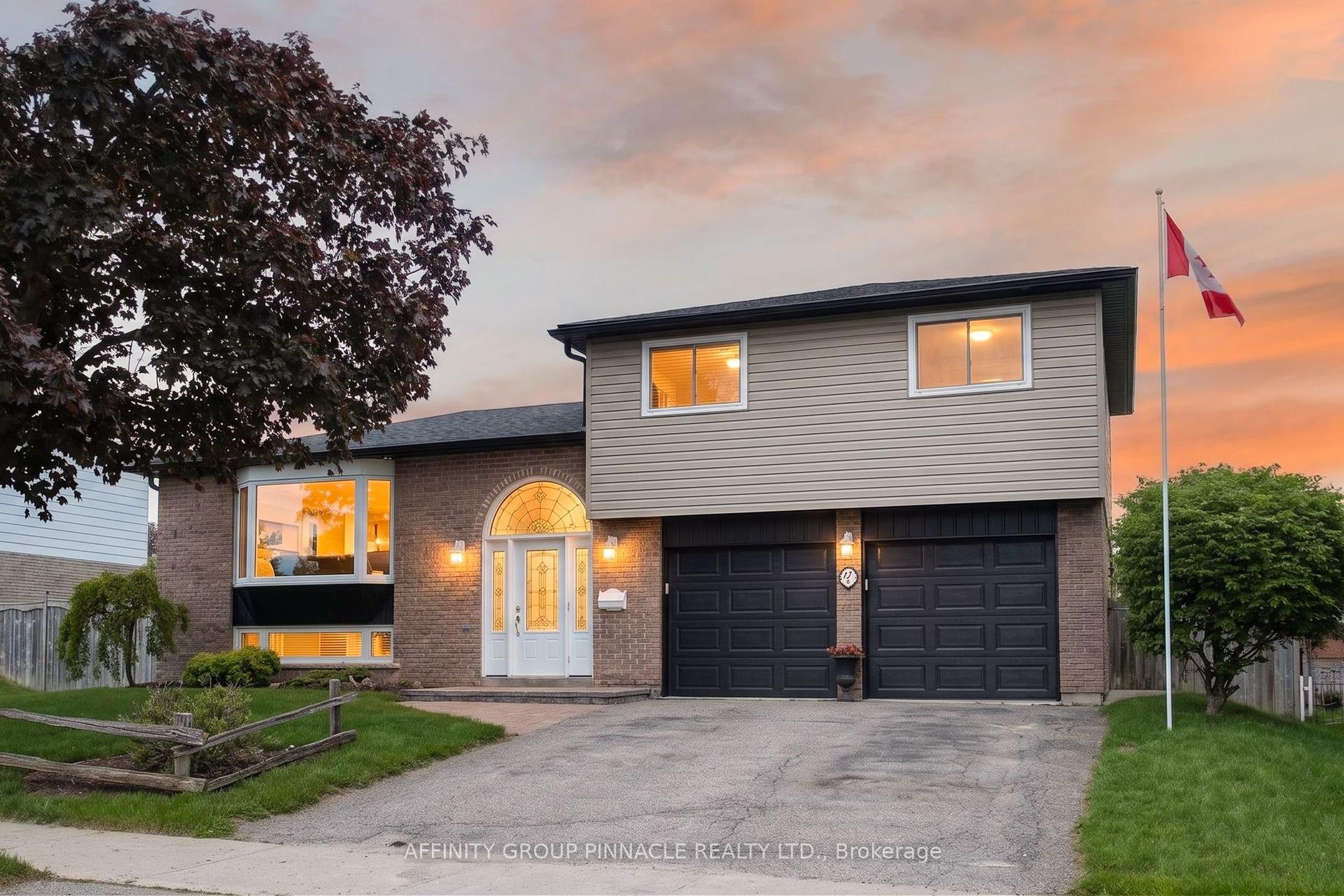 17 Edgewood Drive E — photo 1