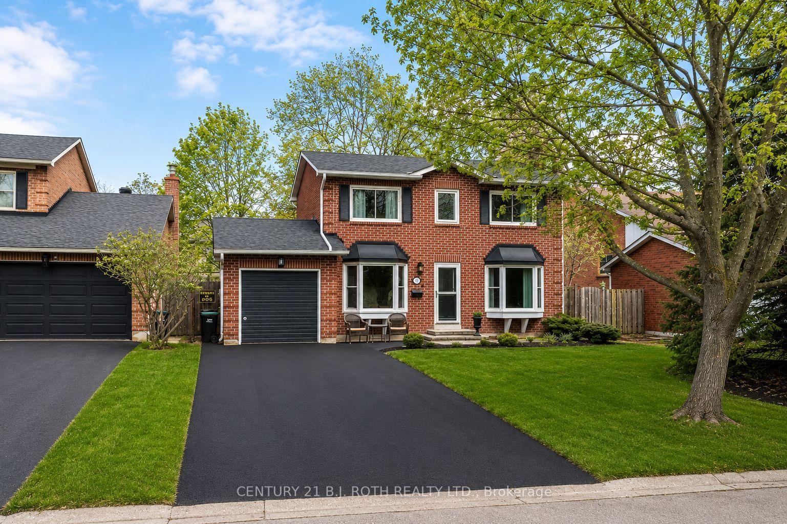 11 Pepler Place — photo 1