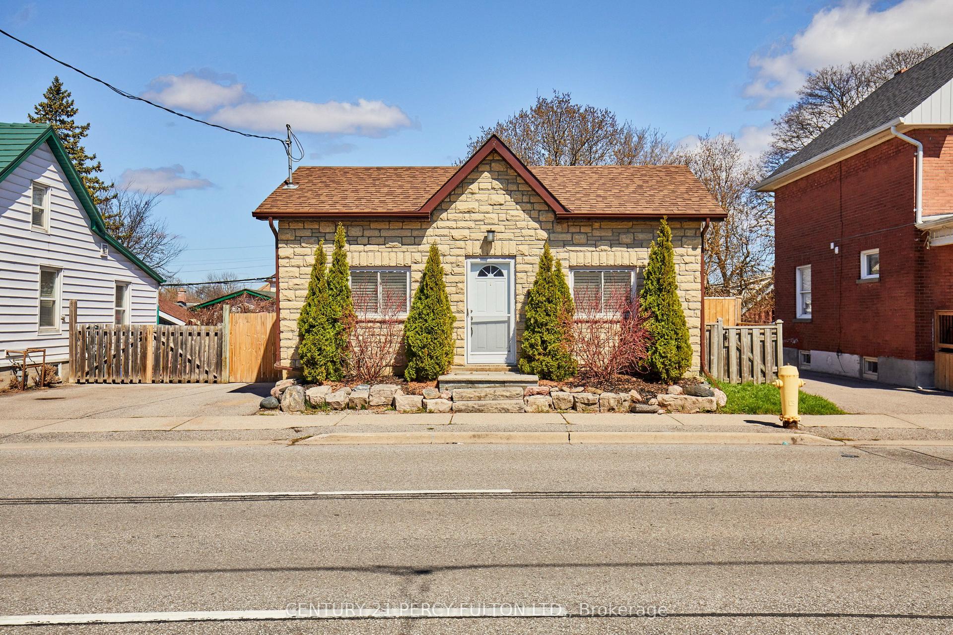 297 Celina Street — photo 1