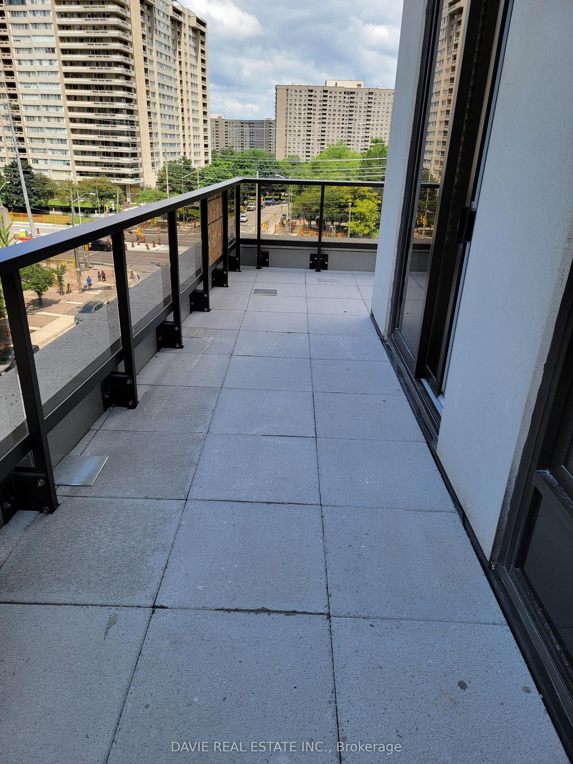 30 Elm Drive W 401 #401, Mississauga — Condo for sale, photo 1