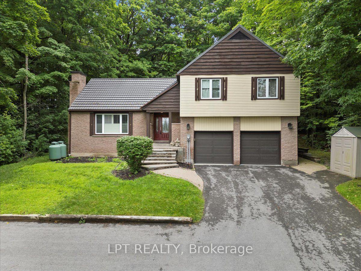 1432 Wallbridge Loyalist Road, Quinte West — Detached for sale, photo 1