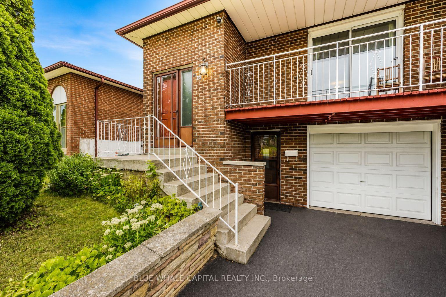 13 Pawnee Avenue Upper #Upper, Toronto — Semi-Detached for lease, photo 1