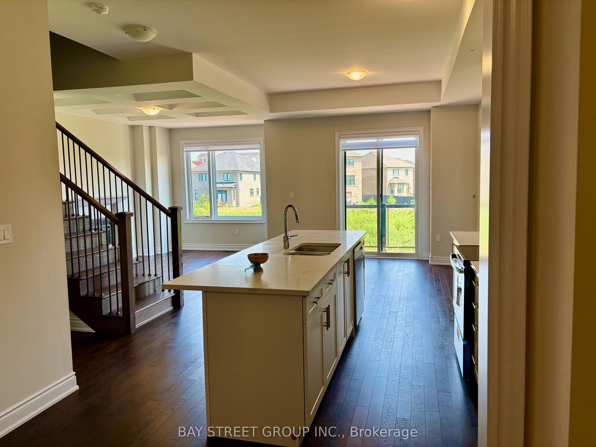 3085 Perkins Way, Oakville — Townhouse for lease, photo 1