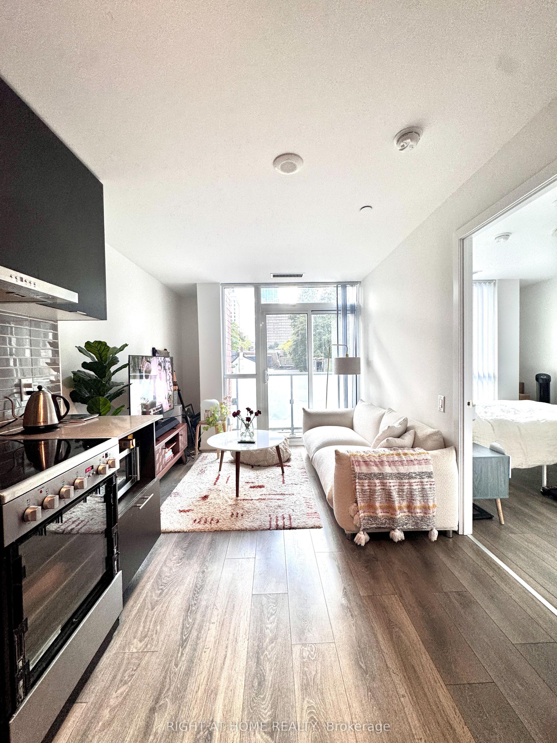 365 Church Street 205 #205, Toronto — Condo for lease, photo 1