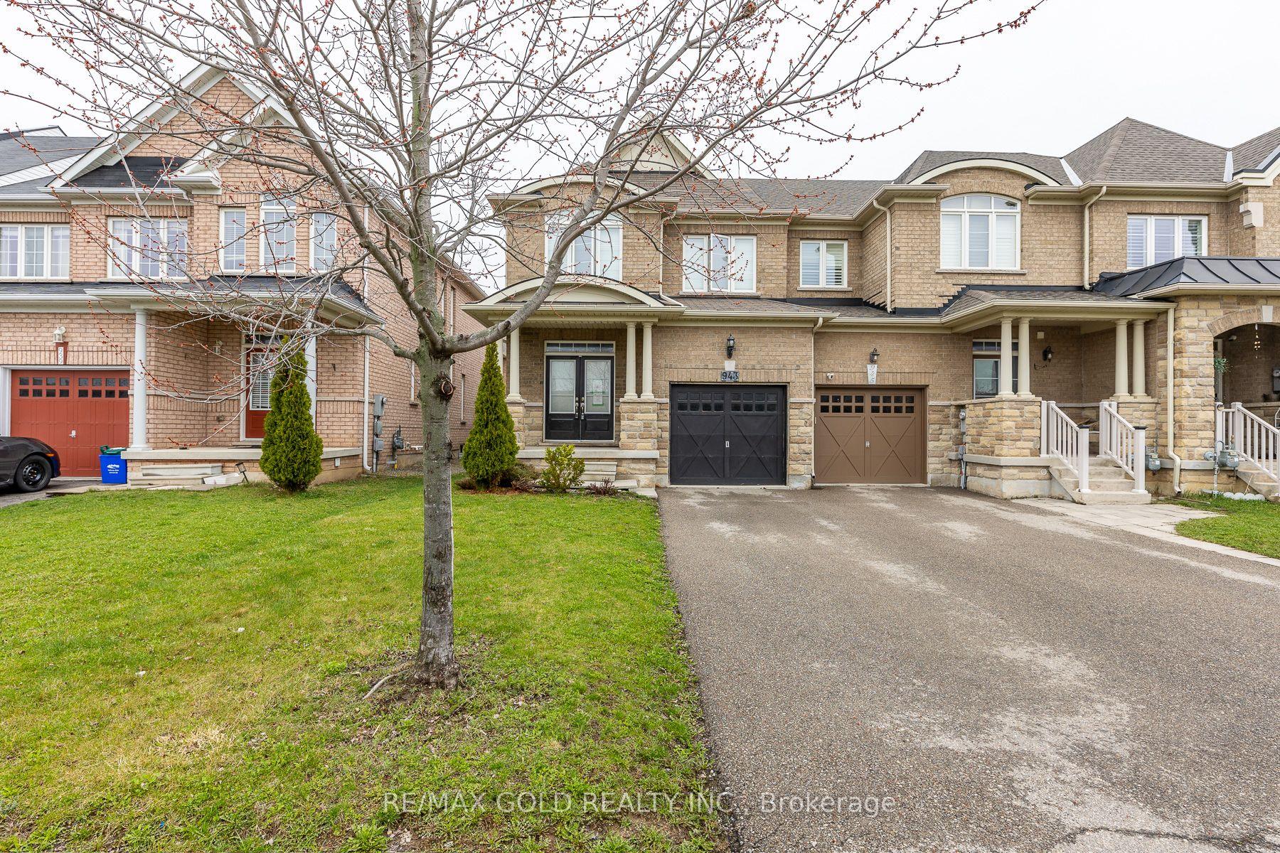943 Transom Crescent, Milton — Townhouse for sale, photo 1