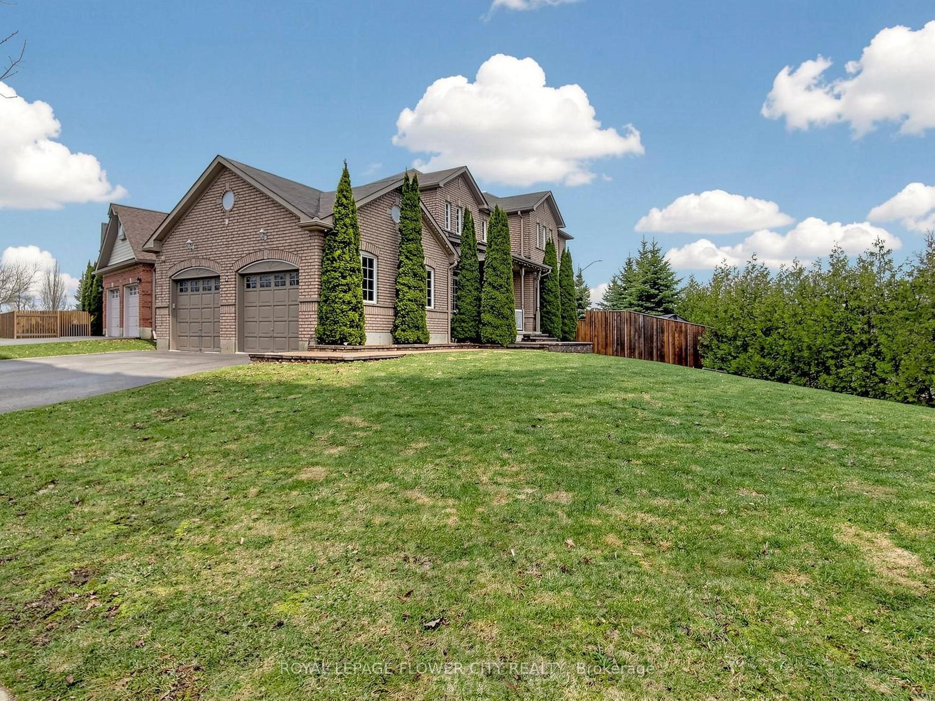 2 Don Morris Court — photo 1