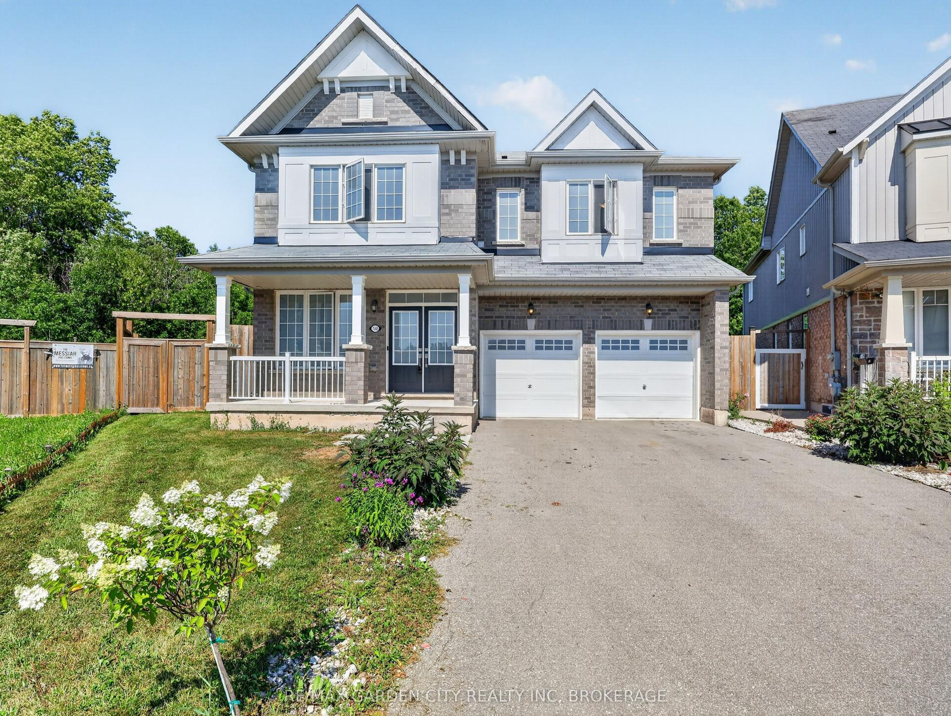 7568 Tupelo Crescent, Niagara Falls — Detached for sale, photo 1