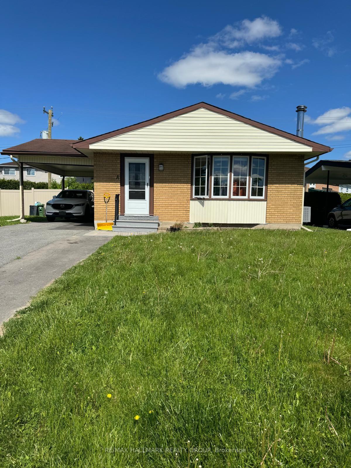 1387 Sault Street B #B — photo 1