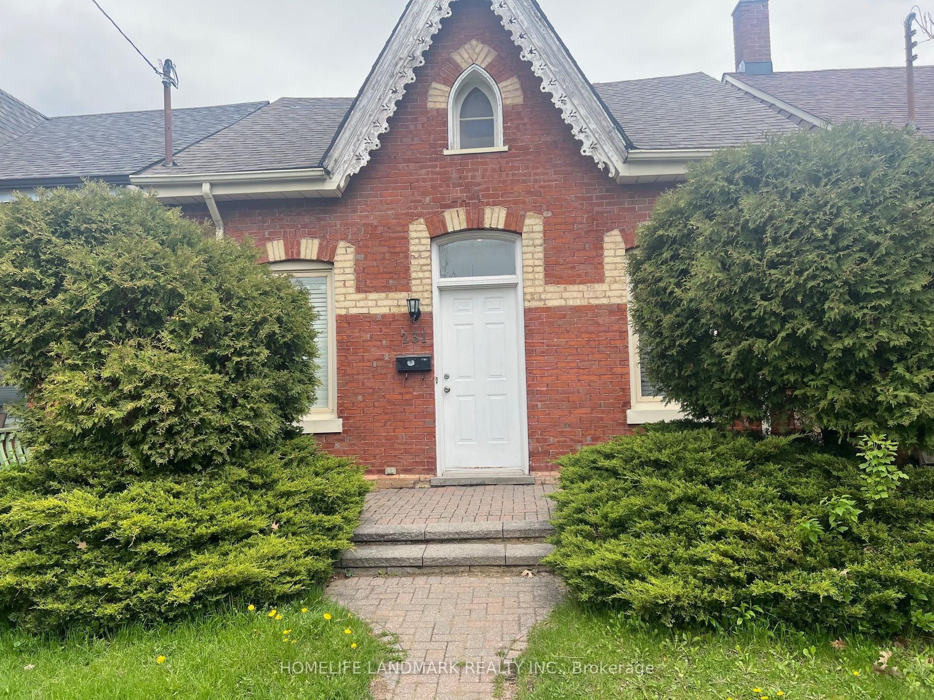 231 Clinton Street, Toronto — Detached for lease, photo 1