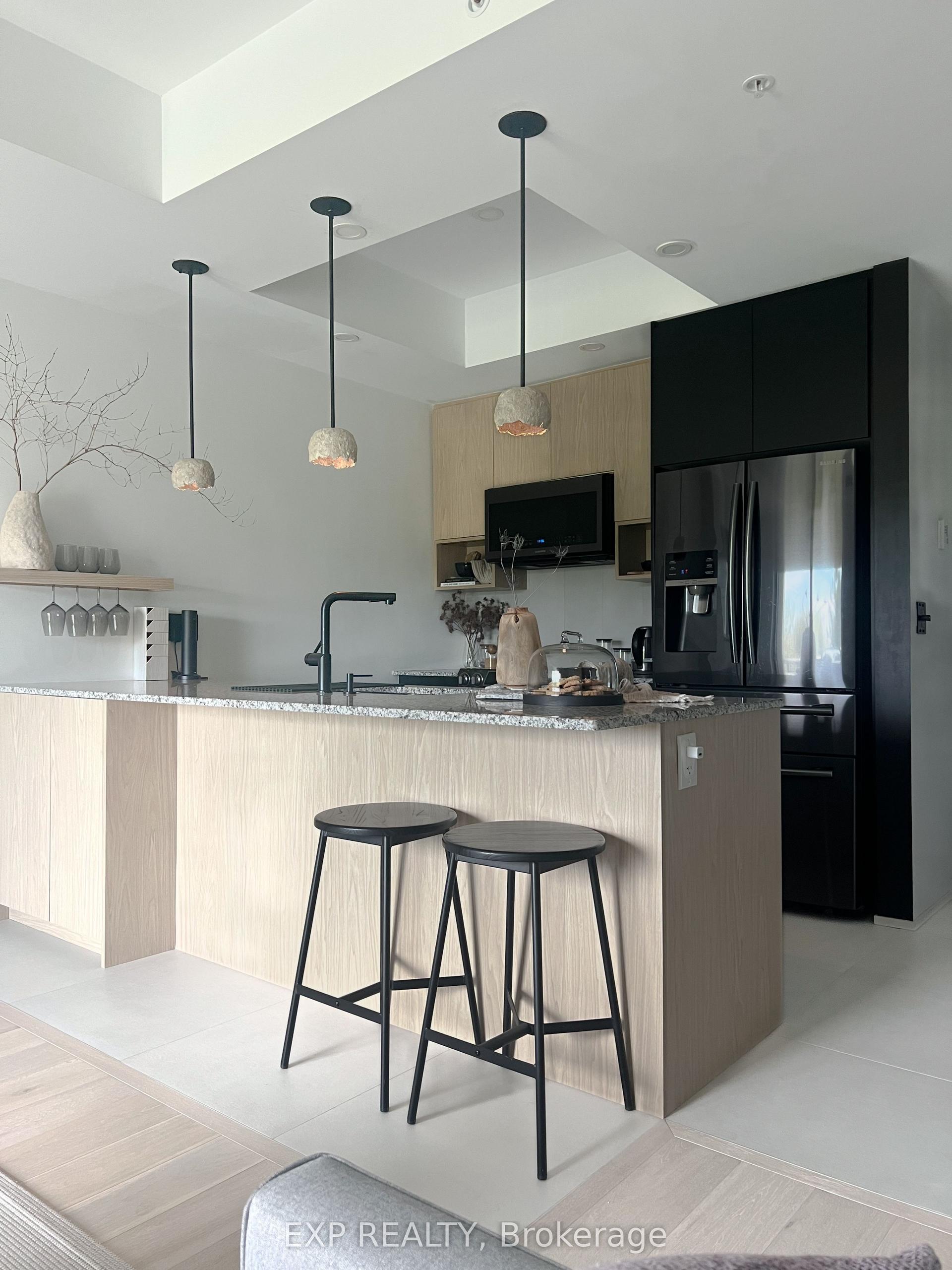 670 Gordon Street 312 #312 — photo 1