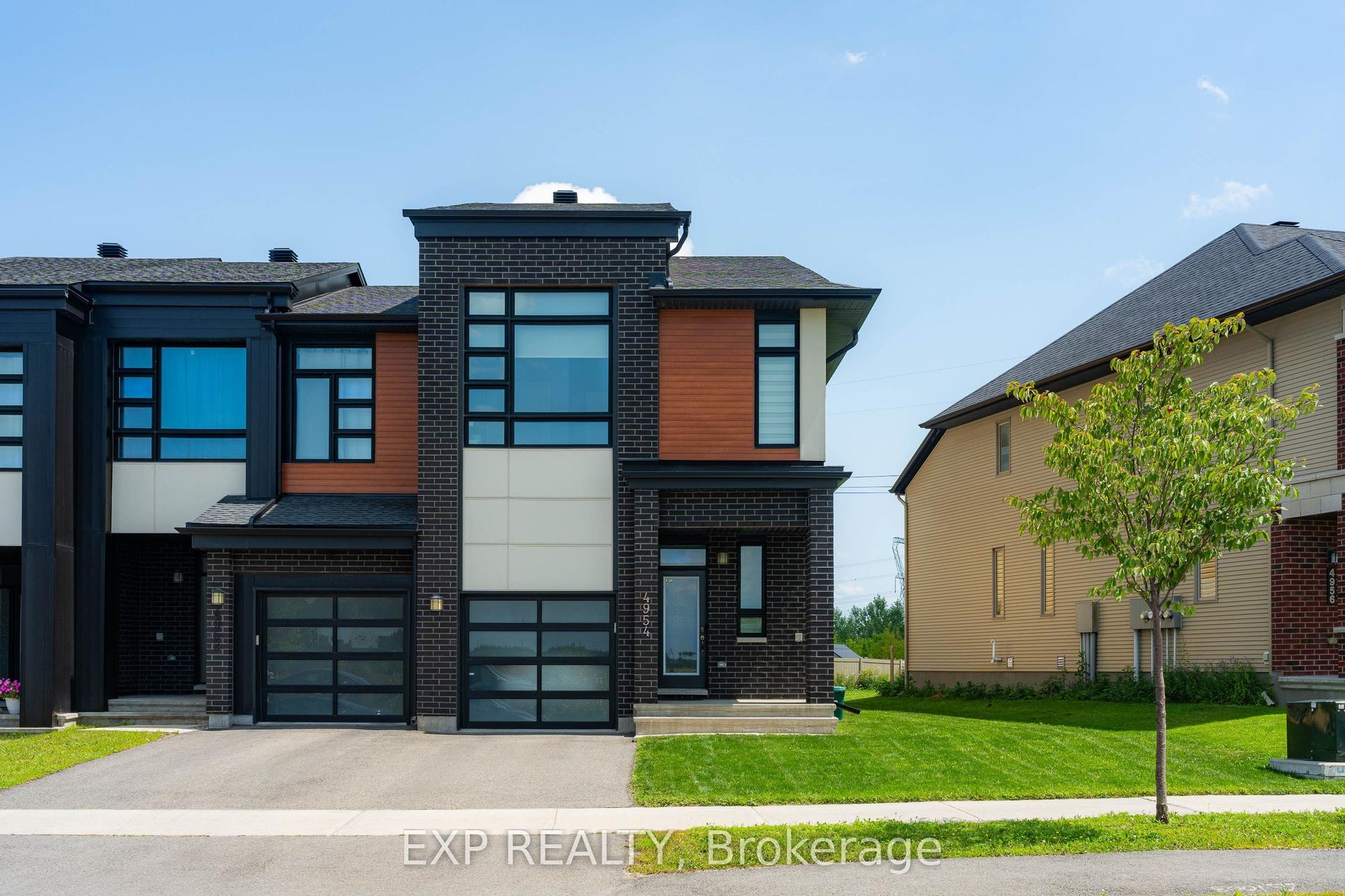 4954 Abbott Street E, Kanata — Townhouse for sale, photo 1